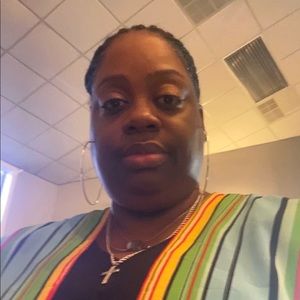 Meet your Posher, April